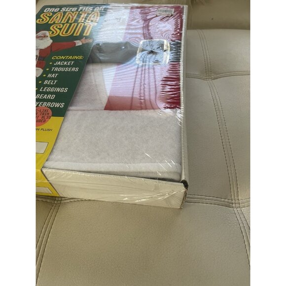 One Size Fits All Santa Suit Costume Jacket Trousers Hat Belt Beard Eyebrows - Picture 10 of 15